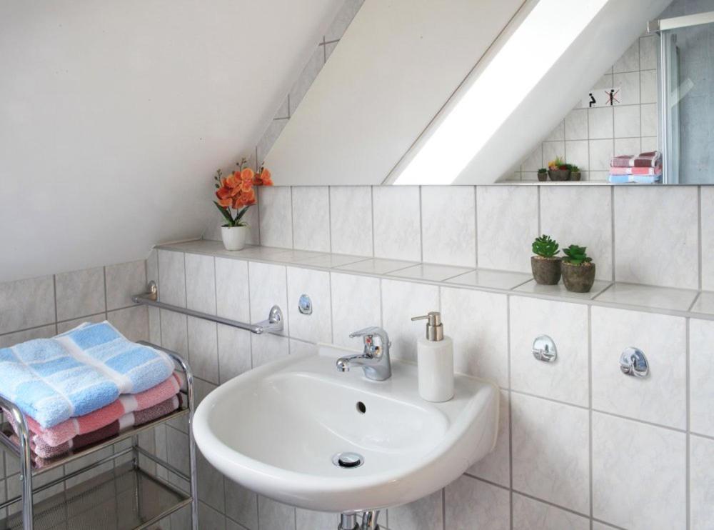 Spielzeugmacherhaus Neuhausen  Ngoại thất bức ảnh